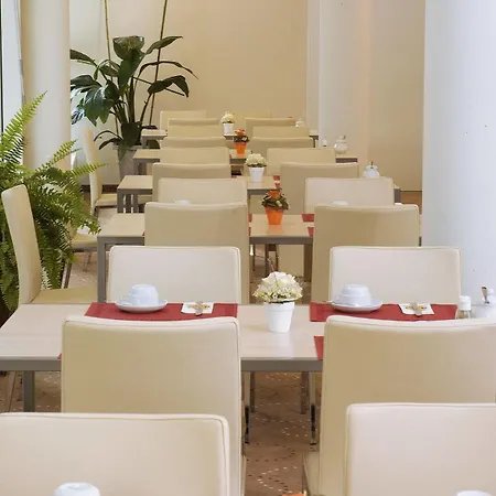 Hotel Berlin-mitte 2*