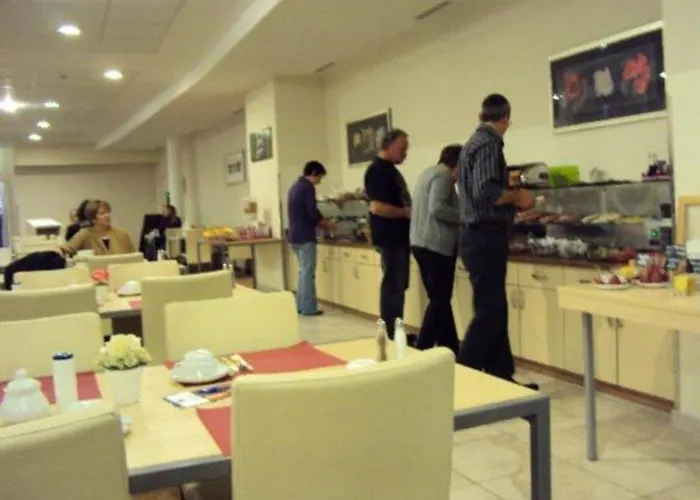 Отель Berlin-mitte 3*