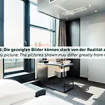 Отель Berlin-mitte